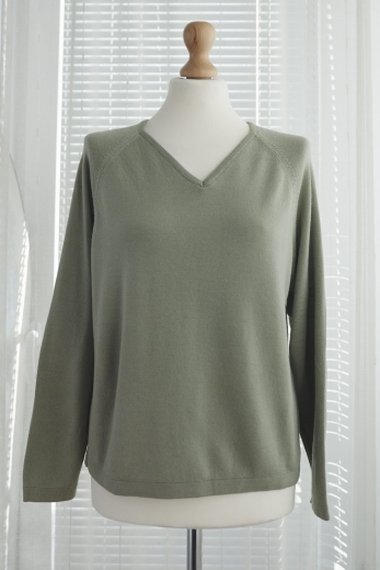 "Szałwia" sweter Holmewood 100% wełna - L / 40