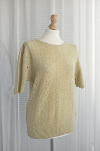 "Wanilia" sweter vintage 70% wełna , 20% angora - M / 38 - L / 40