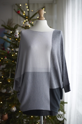 "Styczeń w Polsce" sweter 65% wiskoza 26% wełna - XS / 34 - S / 36