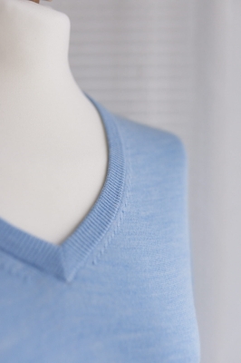 005_sweter_wełna_uniqlo_011.jpg