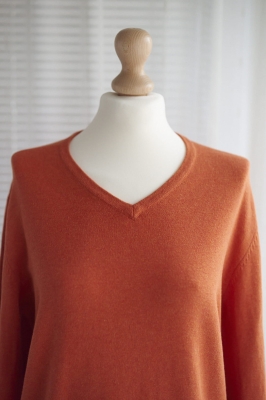 009_sweter_marchewkowy_003.jpg