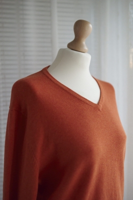 009_sweter_marchewkowy_008.jpg