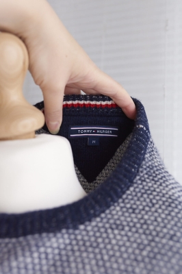 12-02-wełniany_sweter_tommy_hilfiger_10.jpg