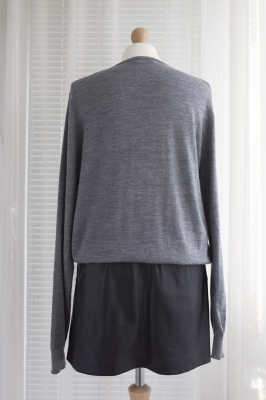12-08_sweter_wełna_merino_suitsupply_11.jpg