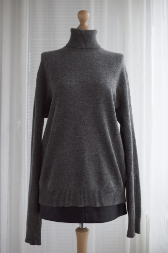 "Szary dzień" sweter Top Secret 80% wełna - XXL / 44