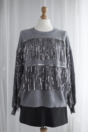 "Insta sweter II" sweter z cekinami Tu - M / 38 - XL / 42