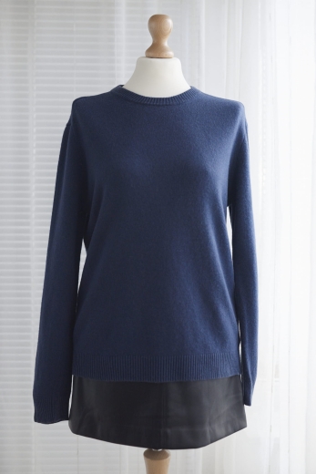 "Zgaszony granat" sweter Benetton 80% wełna - M / 38