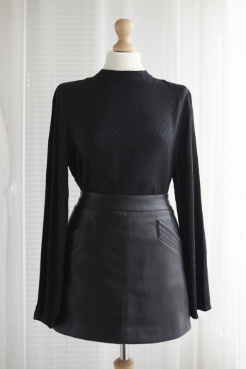 "Zygzak" bluzka M&S 100% wiskoza -  L / 40 - XL / 42