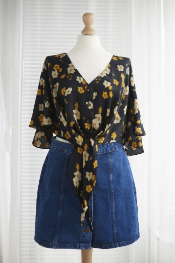 "Kaczeńce" bluzka Urban Outfitters 100% wiskoza - XS / 34 - S / 36